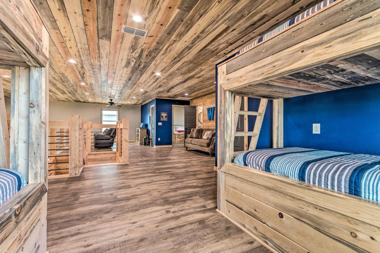 Upscale Riverfront Home With Beach And Fire Pit! Glenwood Buitenkant foto